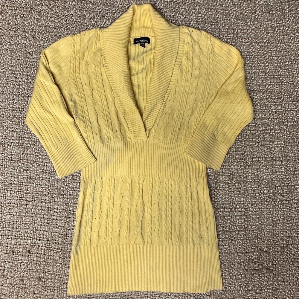 Le Chateau Butter Yellow Women’s Size Med. Knit Cowl Neck 1/2 Length Sleeved Top